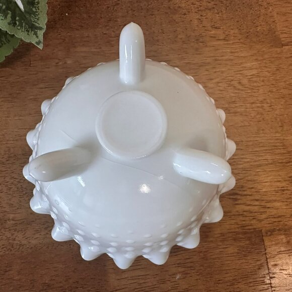Vintage Fenton Hobnail Milk Glass Bowl Ruffled‎ Edge Tripod Footed Dish White - Picture 4 of 4